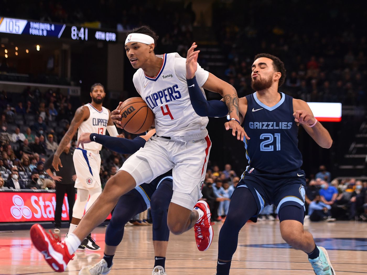 Reckless Abandon vs. Ruthless Efficiency: Grizzlies Battle Clippers